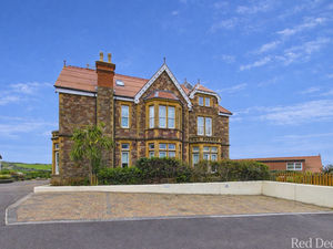 Side- click for photo gallery